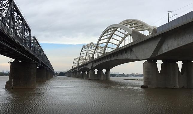 百年鐵道橋